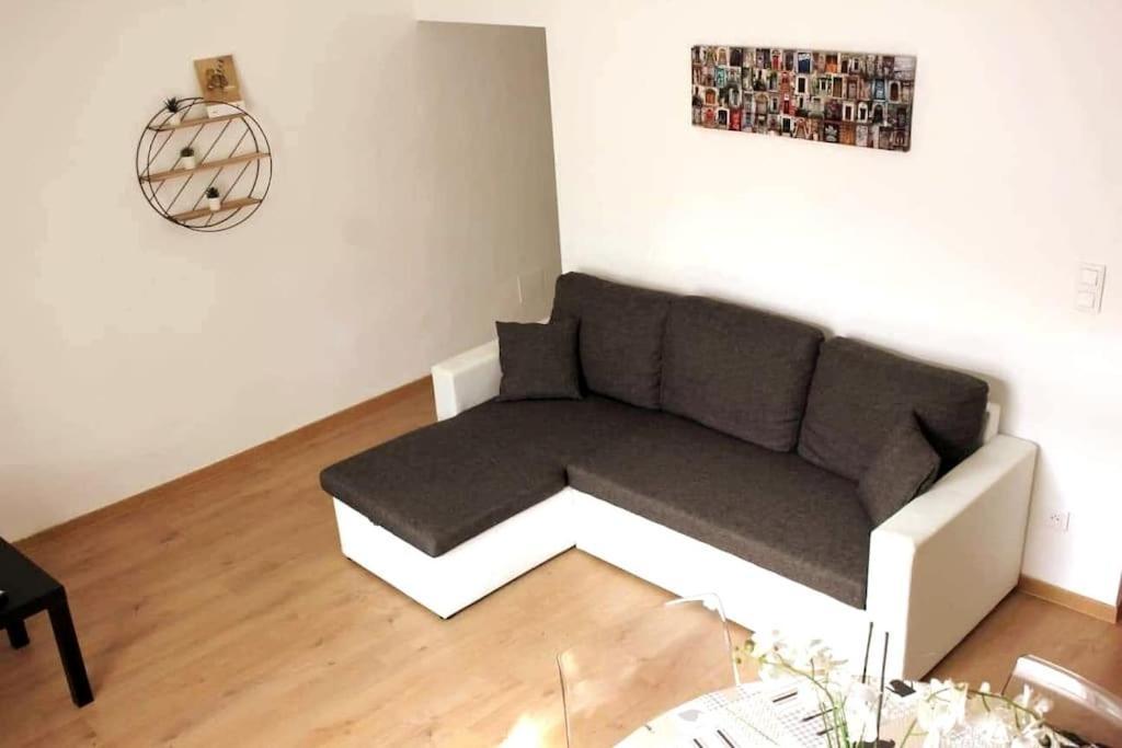 Ferienwohnung Au Coeur De Saint Chamas Exterior foto